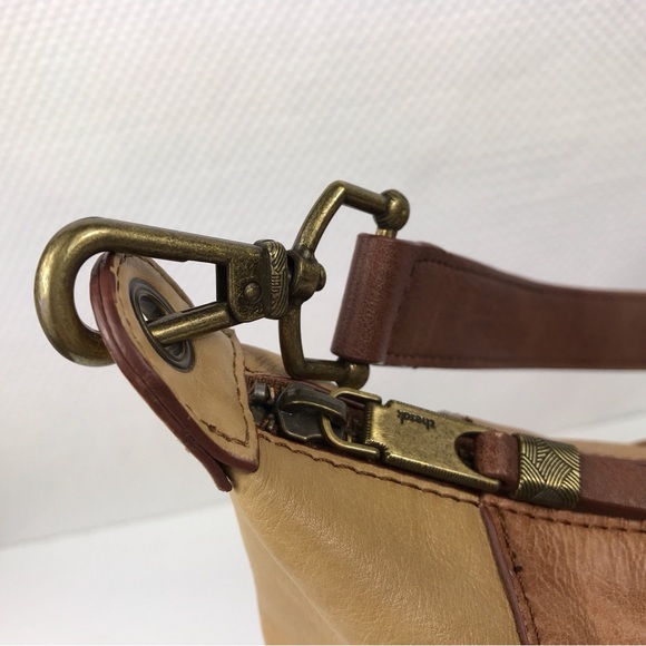 THE SAK Tan/Brown Distressed Leather Boho Hobo Shoulder Bag with Feathers Charm - Picture 10 of 12